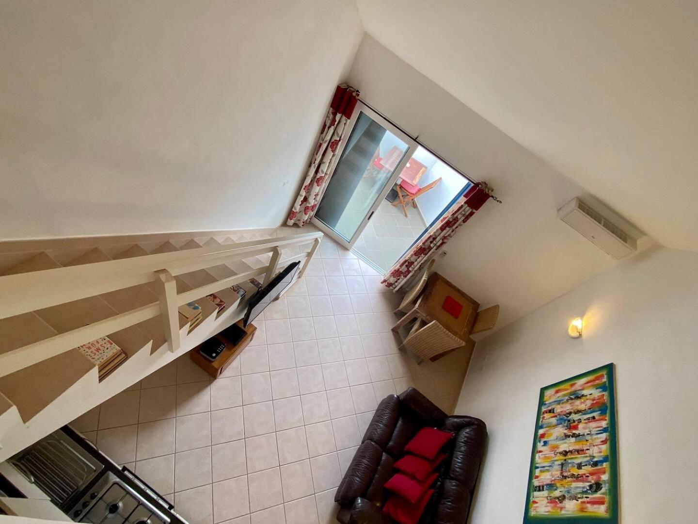 Leme Bedje Two Bedroom - By Bobbywashere サンタ・マリア エクステリア 写真