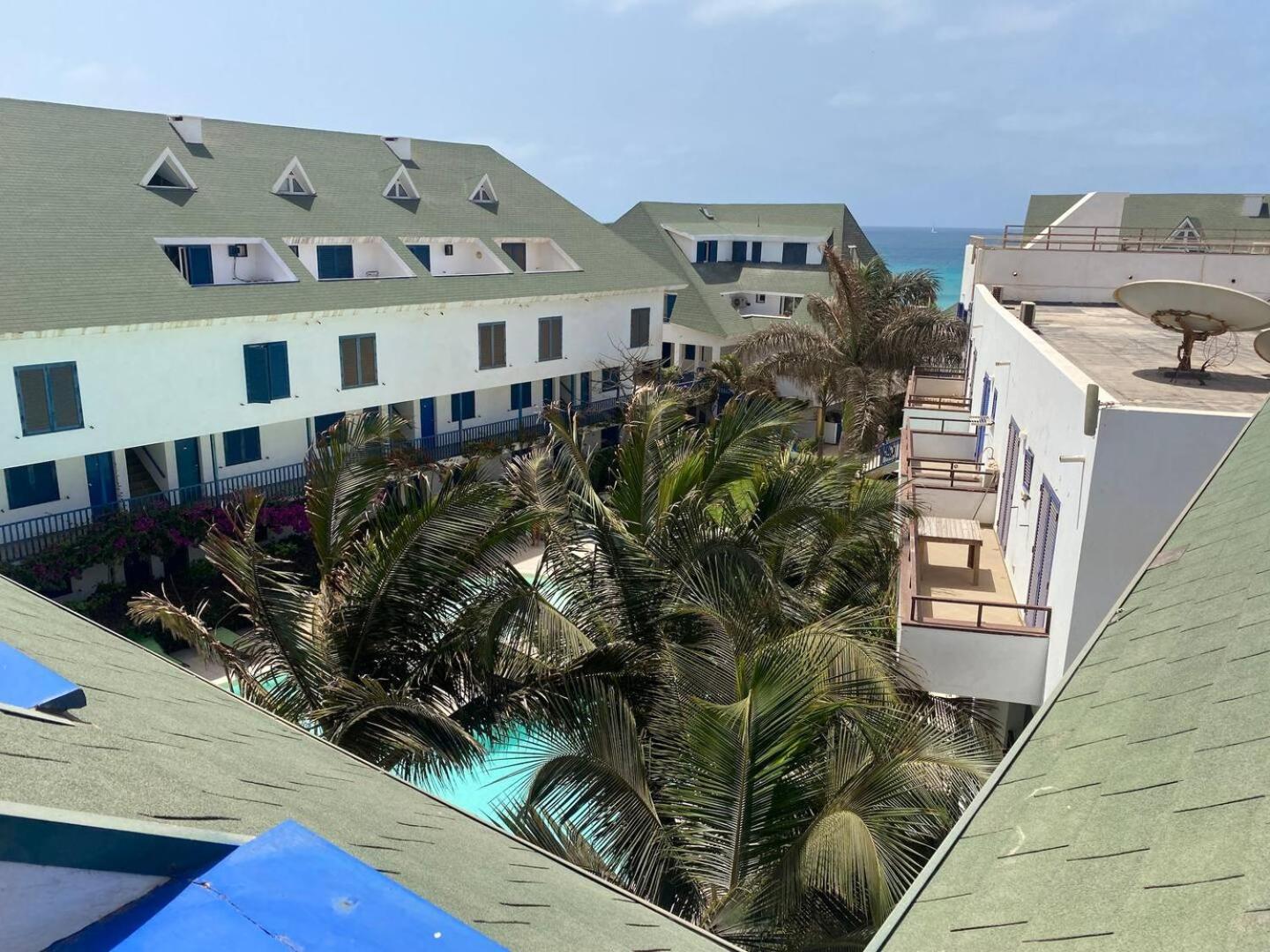 Leme Bedje Two Bedroom - By Bobbywashere サンタ・マリア エクステリア 写真